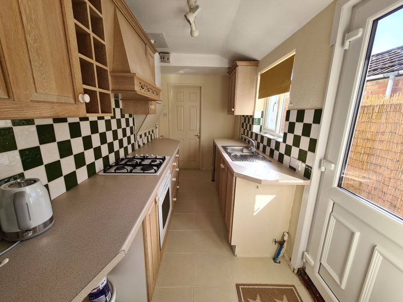 Kitchen- click for photo gallery